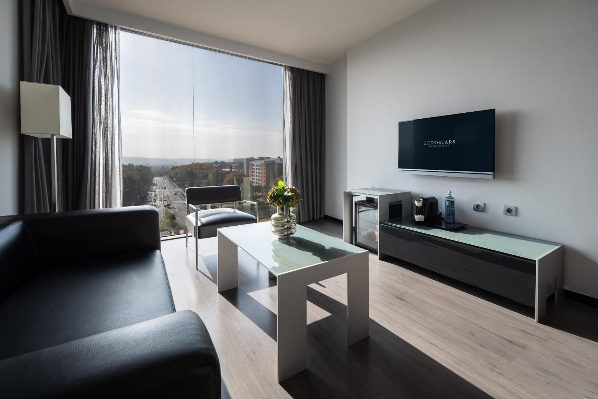 Eurostars Palace Kordoba Bagian luar foto
